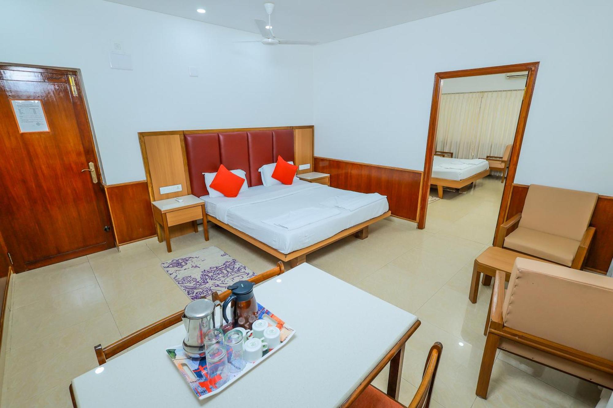 Hotel Janardana Udupi Exterior foto