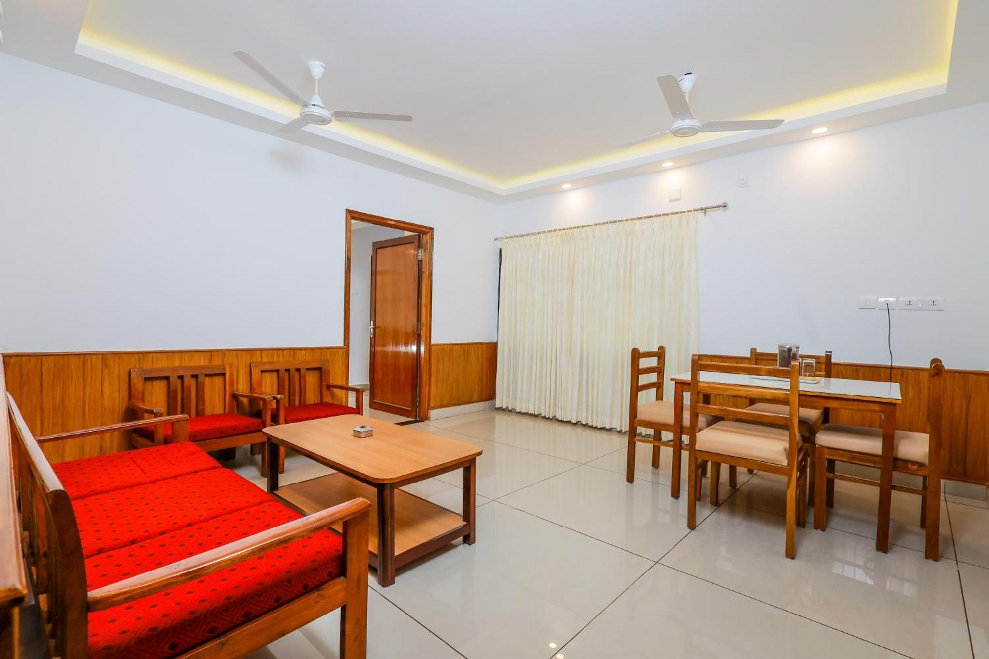 Hotel Janardana Udupi Exterior foto